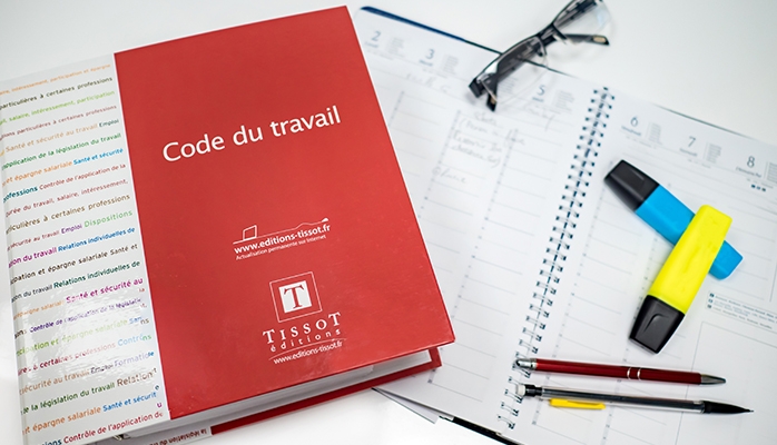 Tant que l'action en rappel de salaire n'est pas prescrite, le salarié peut contester la validé de son forfait jours